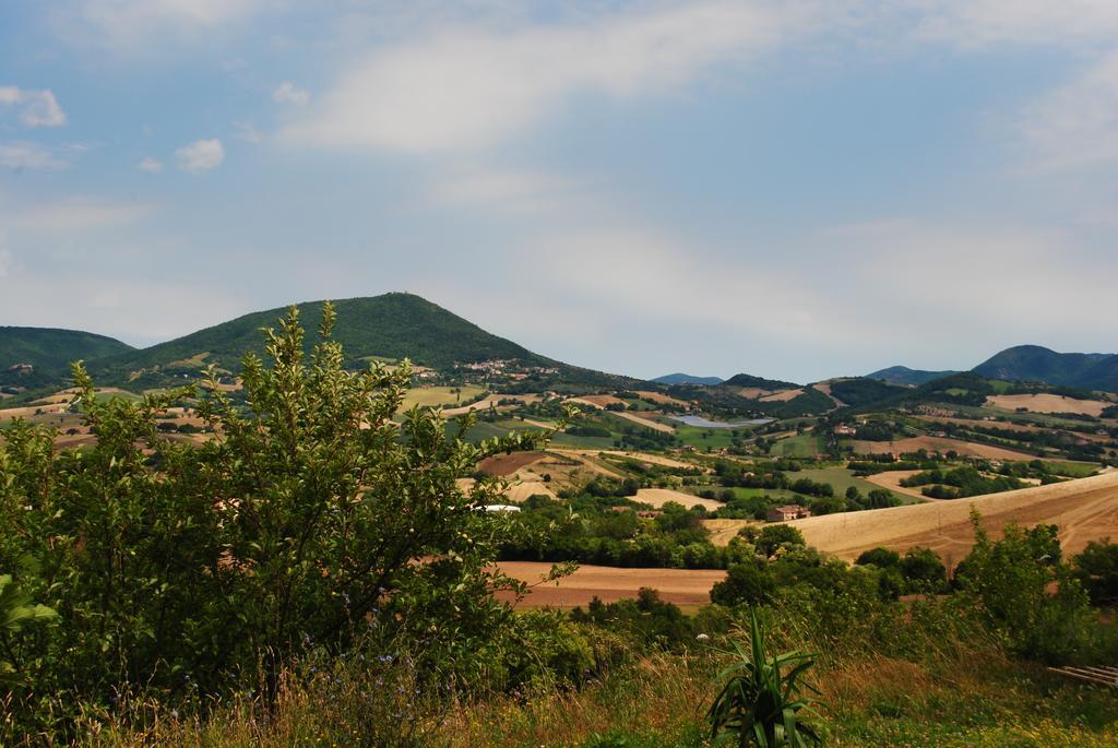 Agriturismo B&B La Cerasa Фабриано Экстерьер фото